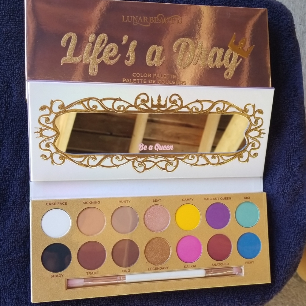 Lunar Beauty by Mannymua Lifes a Drag Palette
